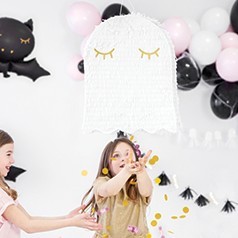 Kinder pinatas